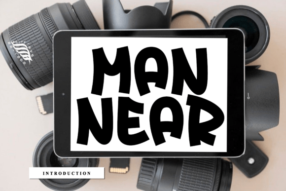 Man Near: A Rhythmic Script Typeface for Editorial Design